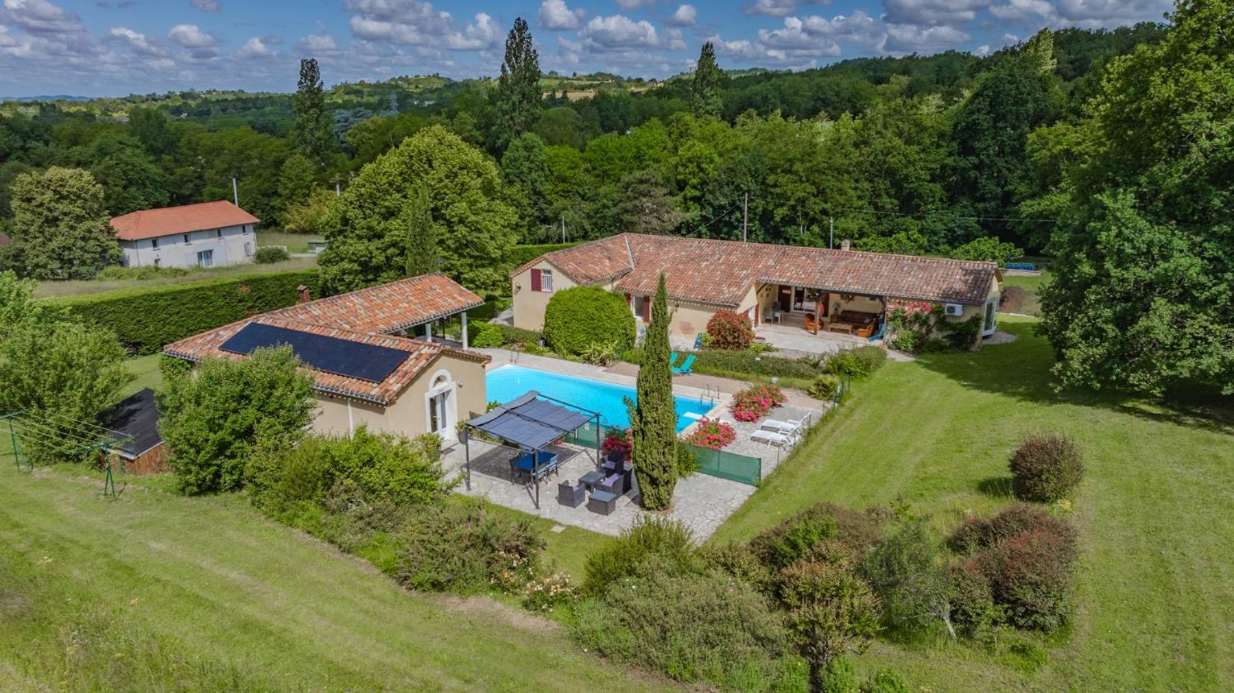 Gites La Bakenia Villeneuve-sur-Lot Dış mekan fotoğraf