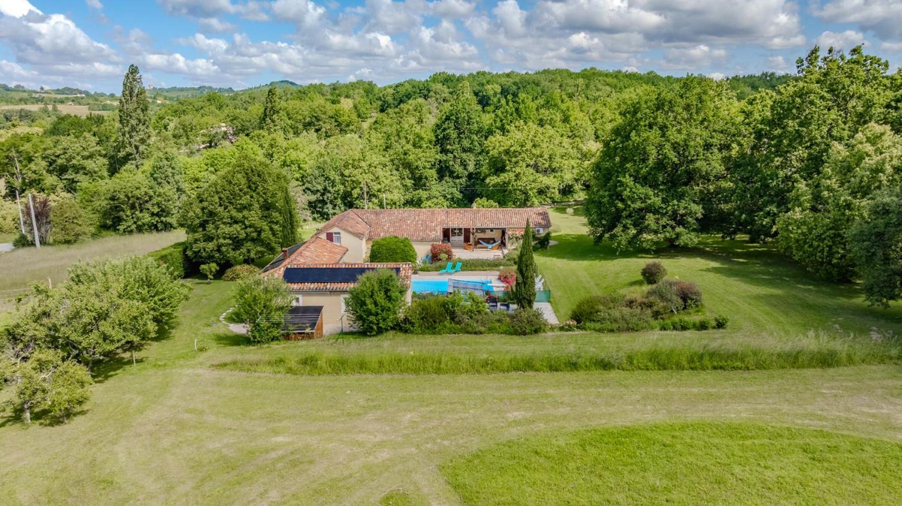 Gites La Bakenia Villeneuve-sur-Lot Dış mekan fotoğraf